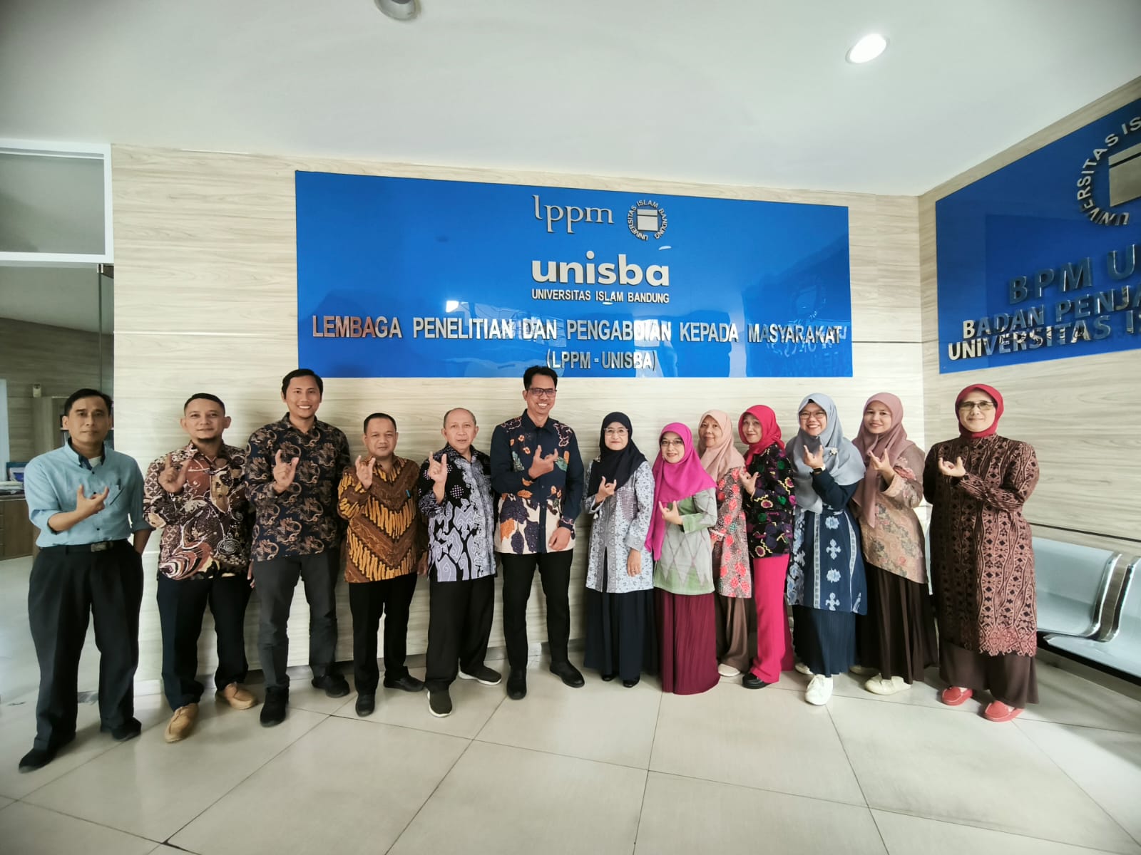 TINGKATKAN PENGELOLAAN ETIK UNIVERSITAS FALETEHAN MELAKUKAN STUDI BANDING KE LPPM UNISBA